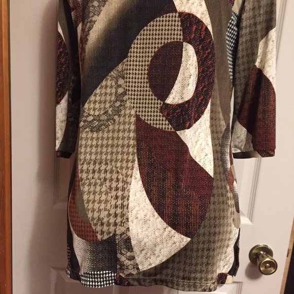 Top, Tribal, small - Picture 2 of 3